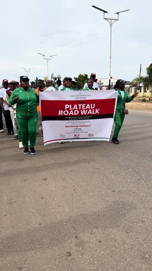Plateau road walk with brass band
